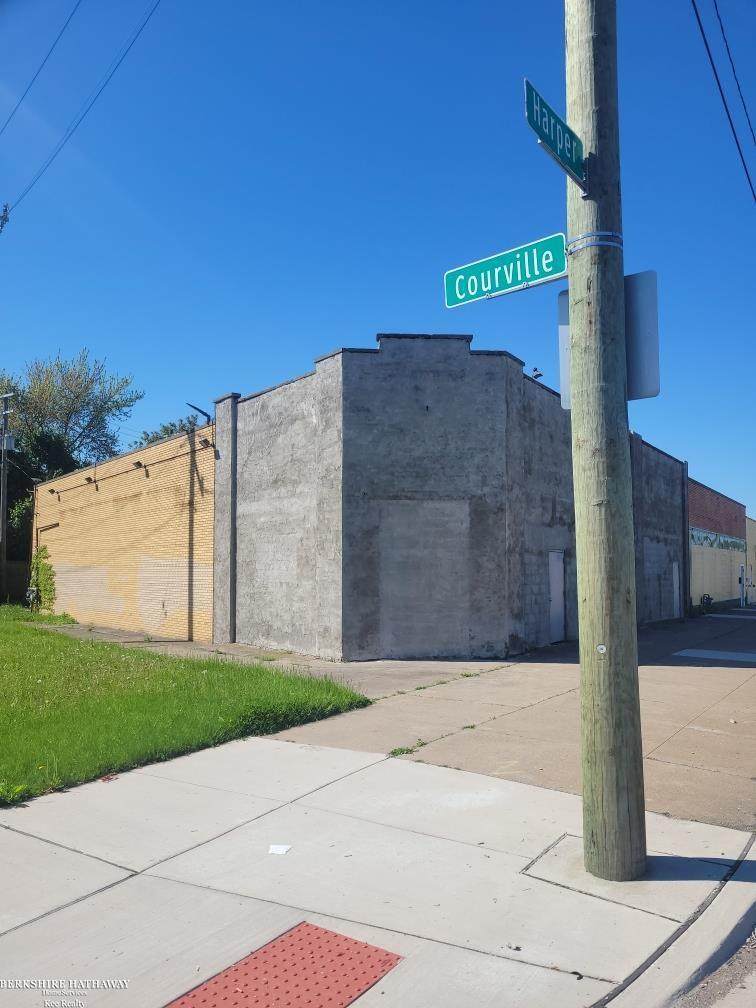 16334 Harper - Photo 1