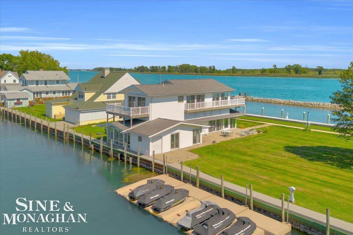 9675 S Channel - Photo 1