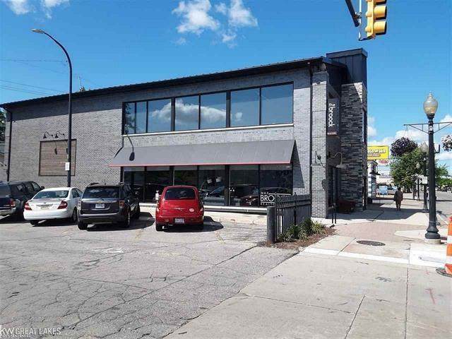 413 9 Mile - Photo 1