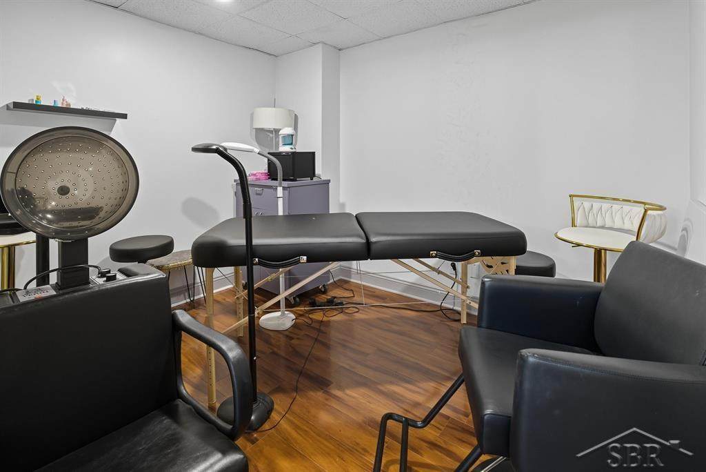 Suite 2 124 Ashman - Photo 1