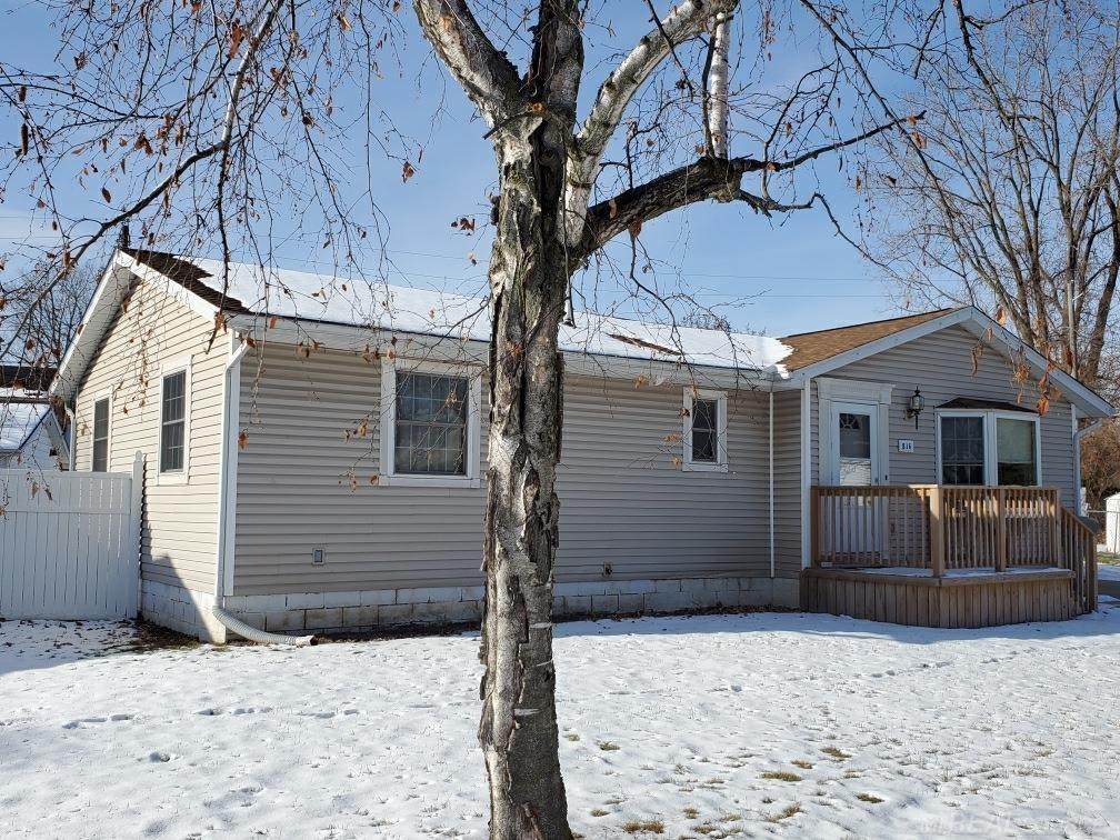 816 Virginia - Photo 1