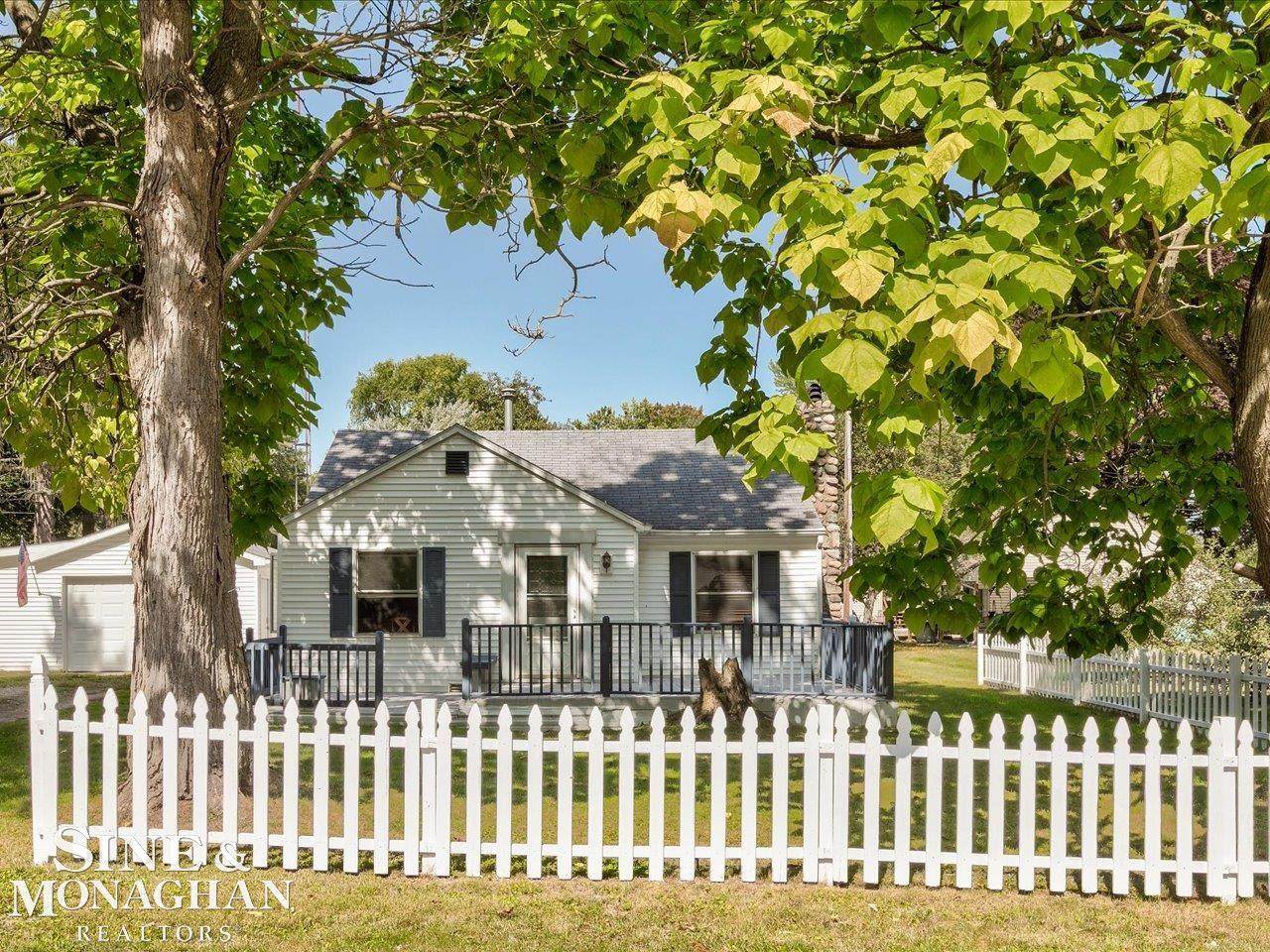7205 Dogwood - Photo 1
