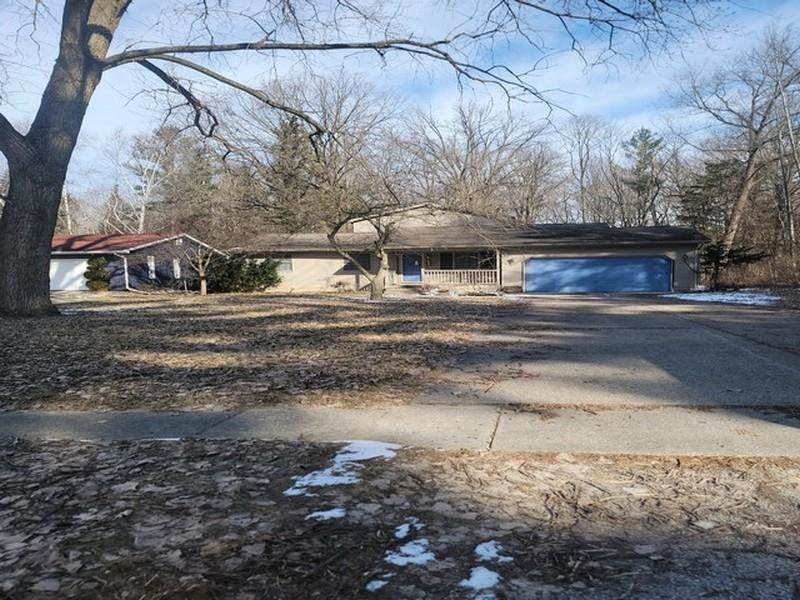 3861 Jim - Photo 1