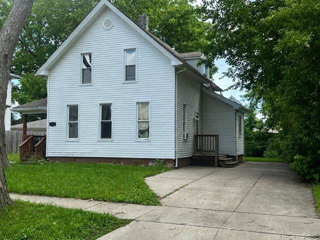 109 South - Photo 1