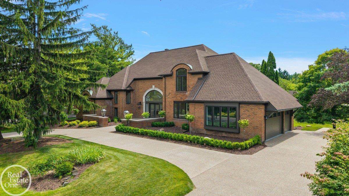 4585 Kiftsgate - Photo 1