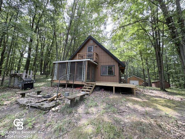186 Hills Cir - Photo 1