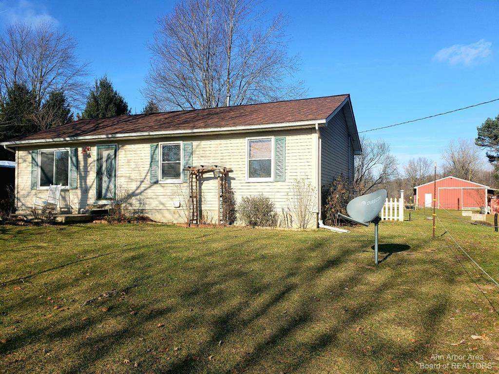 13590 Darling - Photo 1