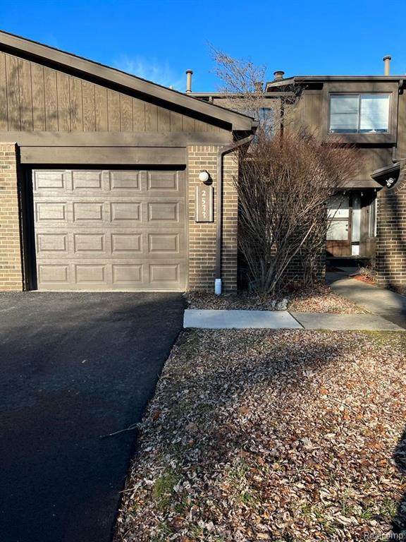 2533 Meade - Photo 1