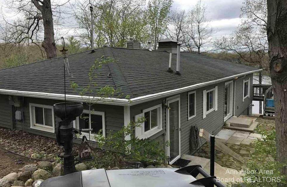 1260 Chisholm - Photo 1