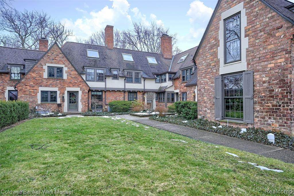 1070 Wimbleton - Photo 1