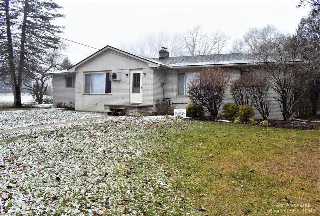 3871 Judd - Photo 1