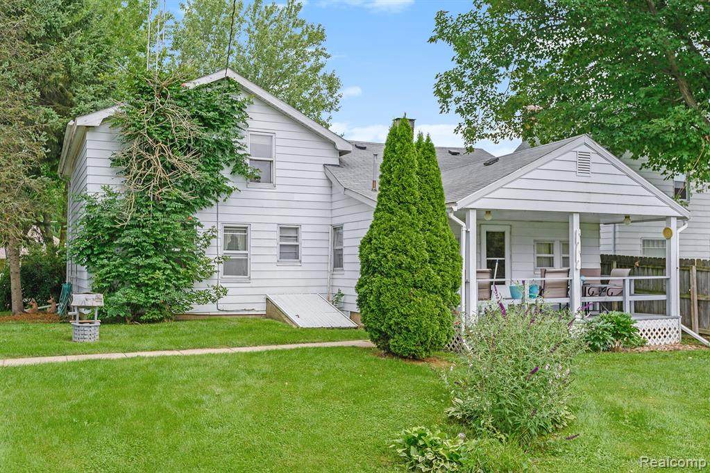 8496 Perry - Photo 1
