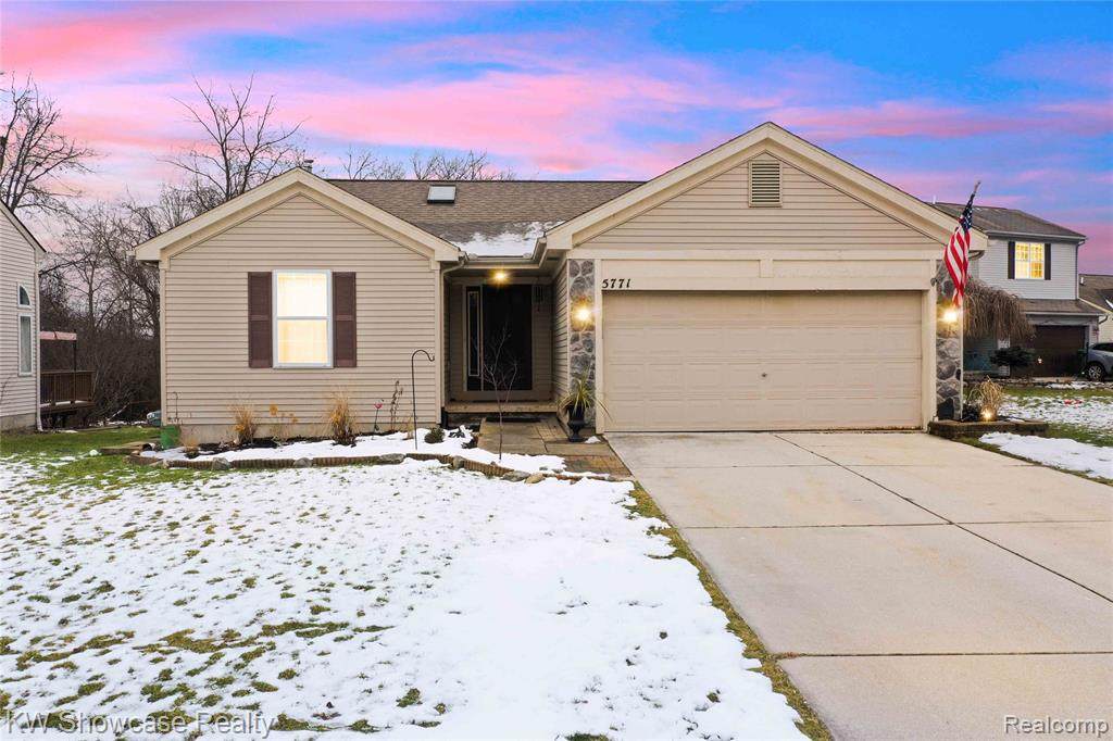 5771 Lockwood - Photo 1