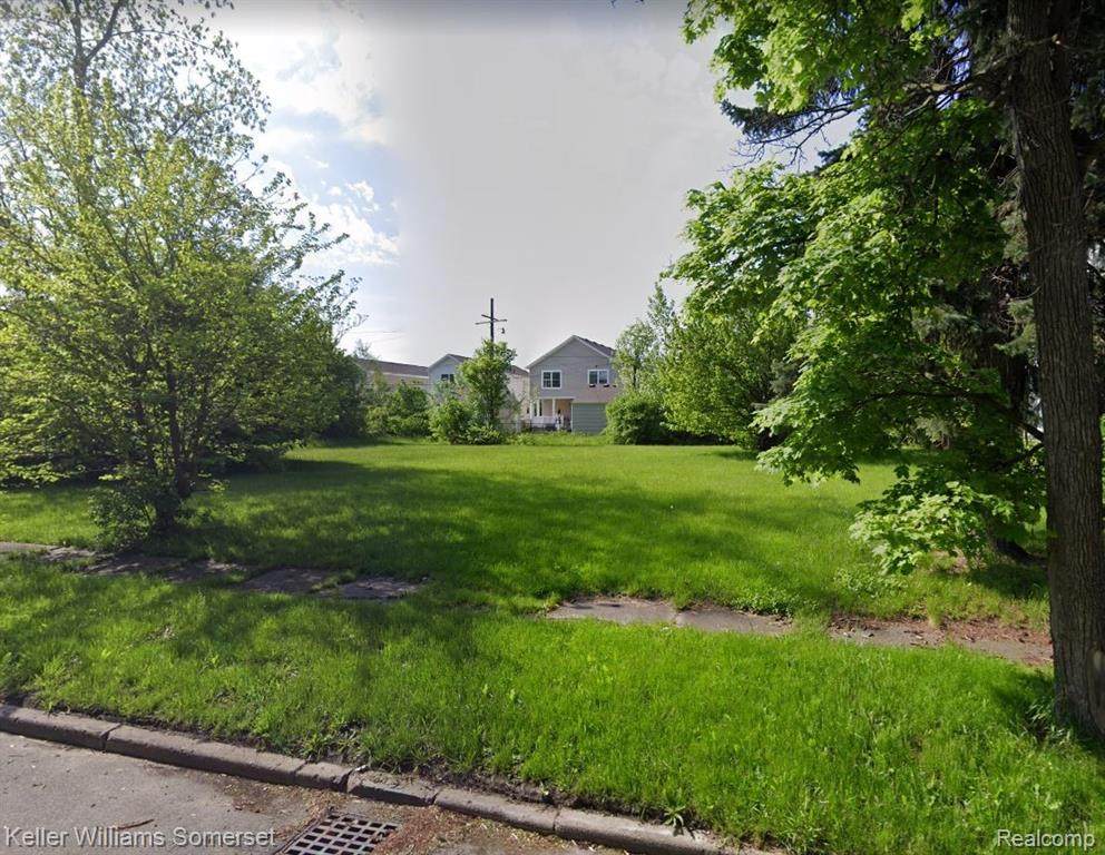 525 Fernhill - Photo 1