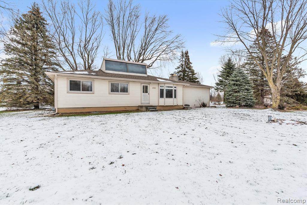 5332 Ohara - Photo 1