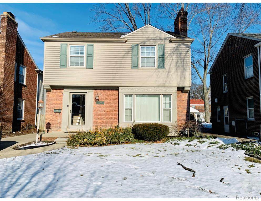2142 Lennon - Photo 1