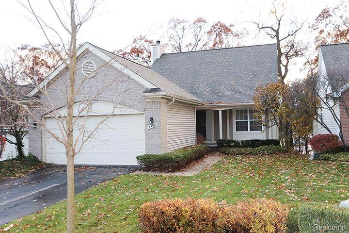6492 Waters Edge Way - Photo 1