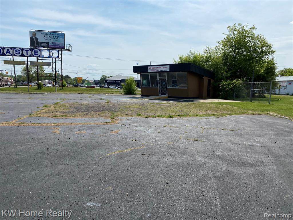4023 Pierson - Photo 1