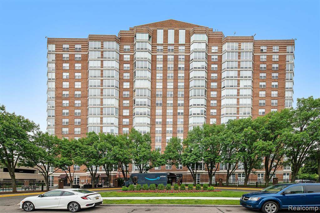 250 Harbortown - Photo 1
