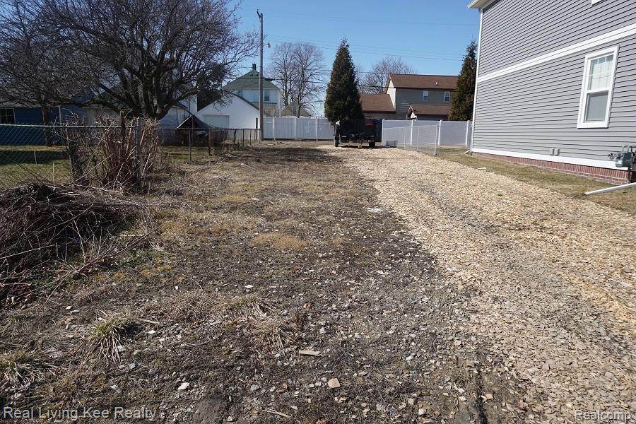 1768 4TH - Photo 1