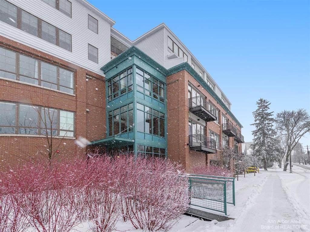 410 First - Photo 1