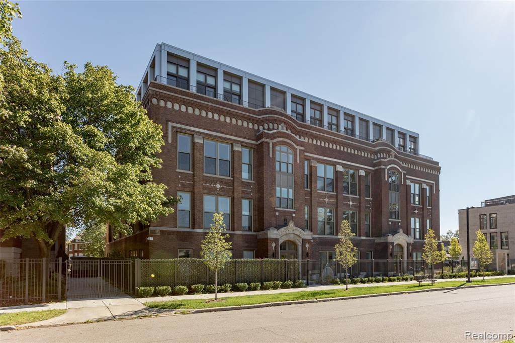 1454 Townsend St #403 - Photo 1
