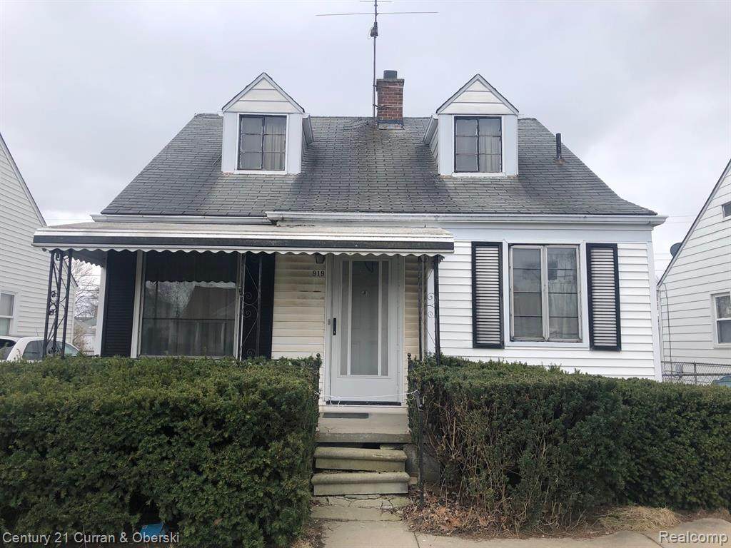 919 Cloverlawn - Photo 1