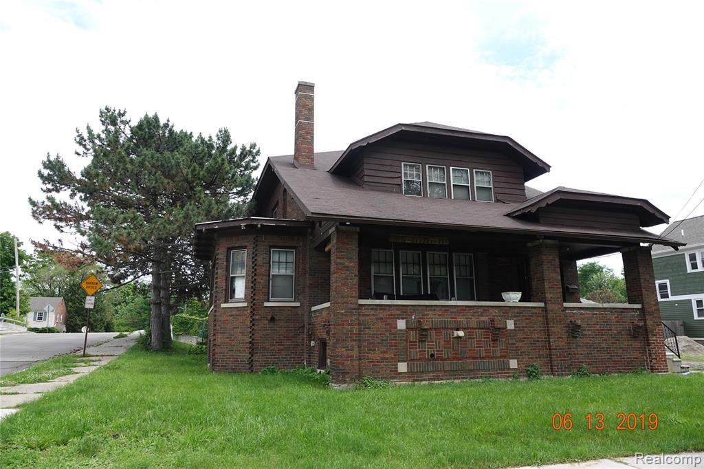 292 Ashland - Photo 1