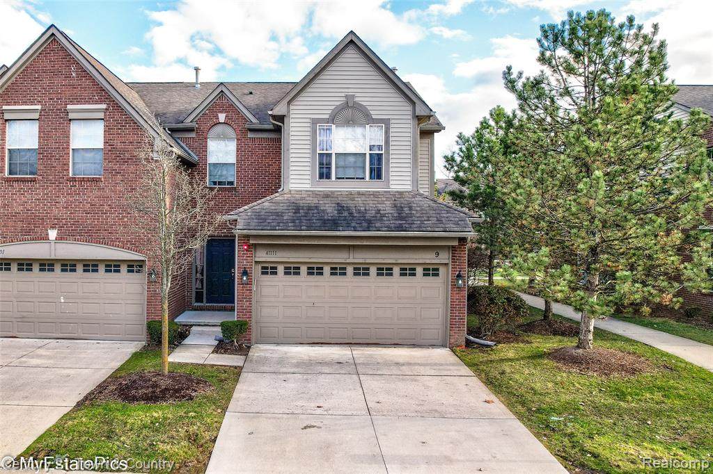 41111 Maplewood - Photo 1