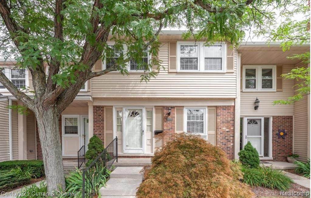 1552 Brentwood - Photo 1