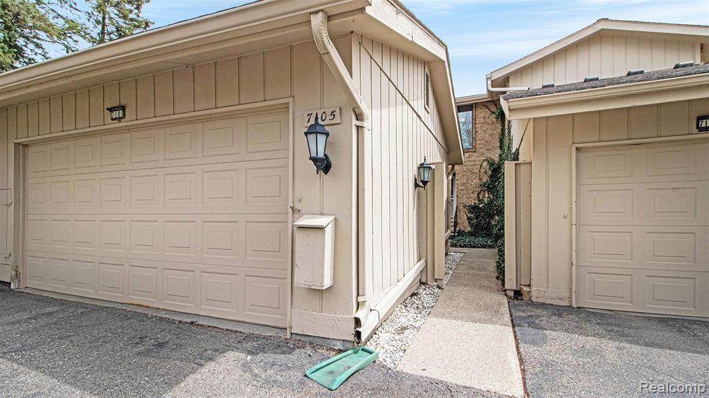 7105 Pebble Park - Photo 1