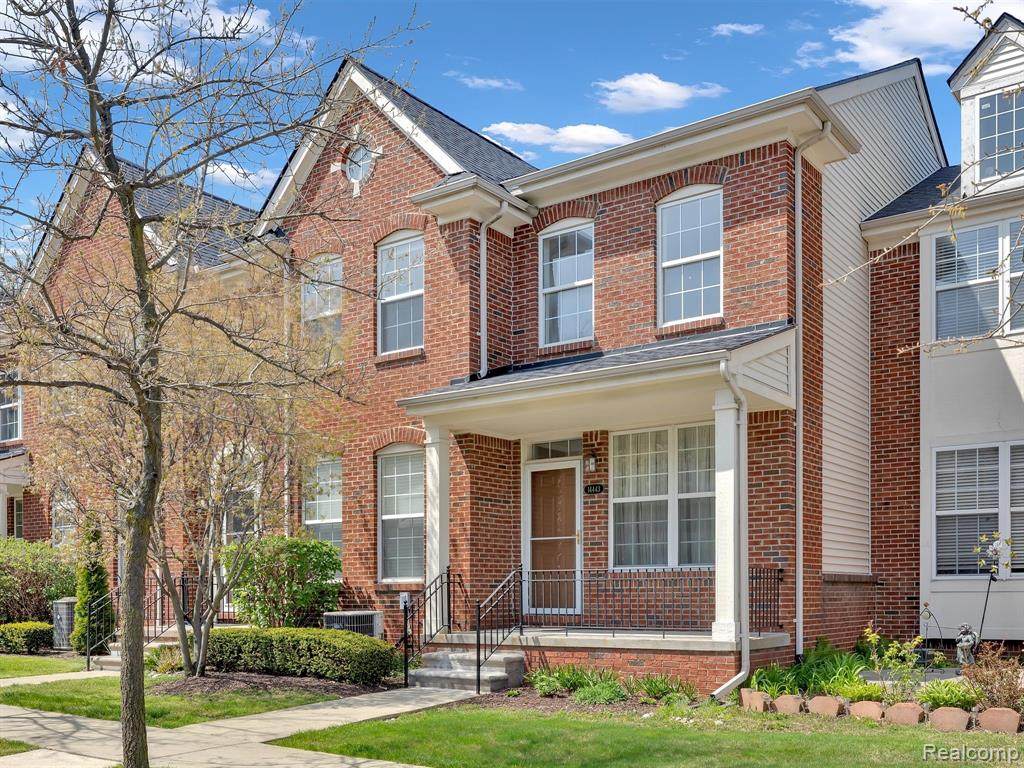 14443 Victoria - Photo 1