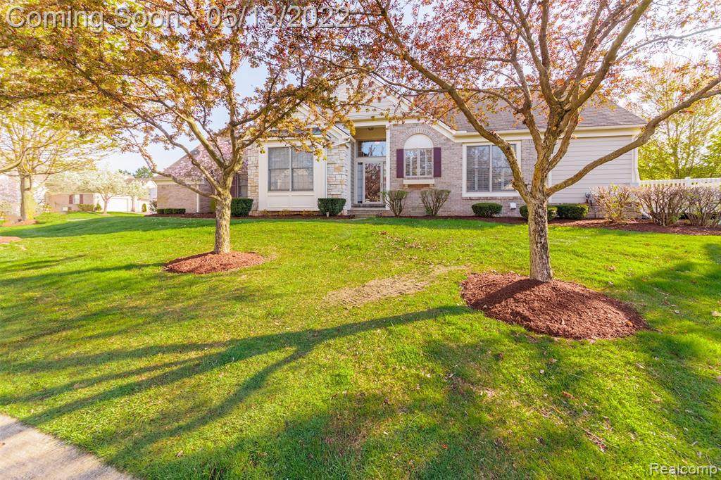 16965 Lochmoor - Photo 1