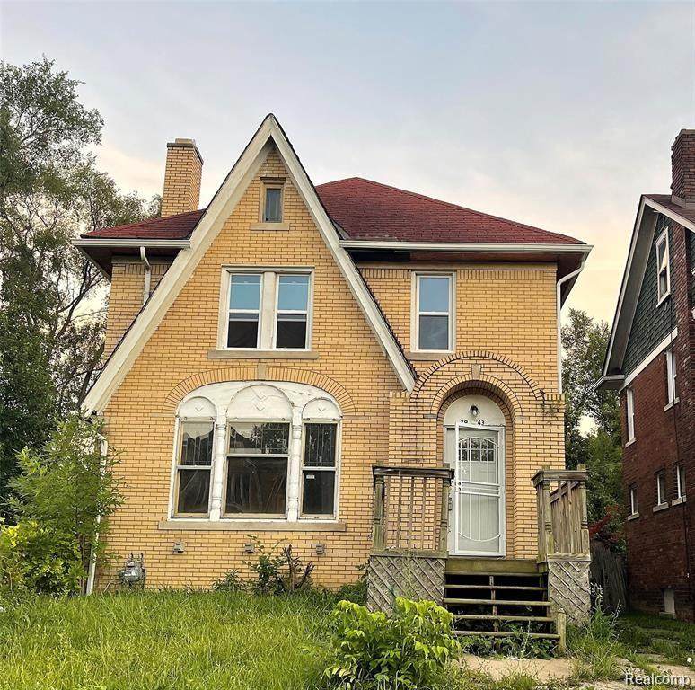 2943 Pasadena - Photo 1