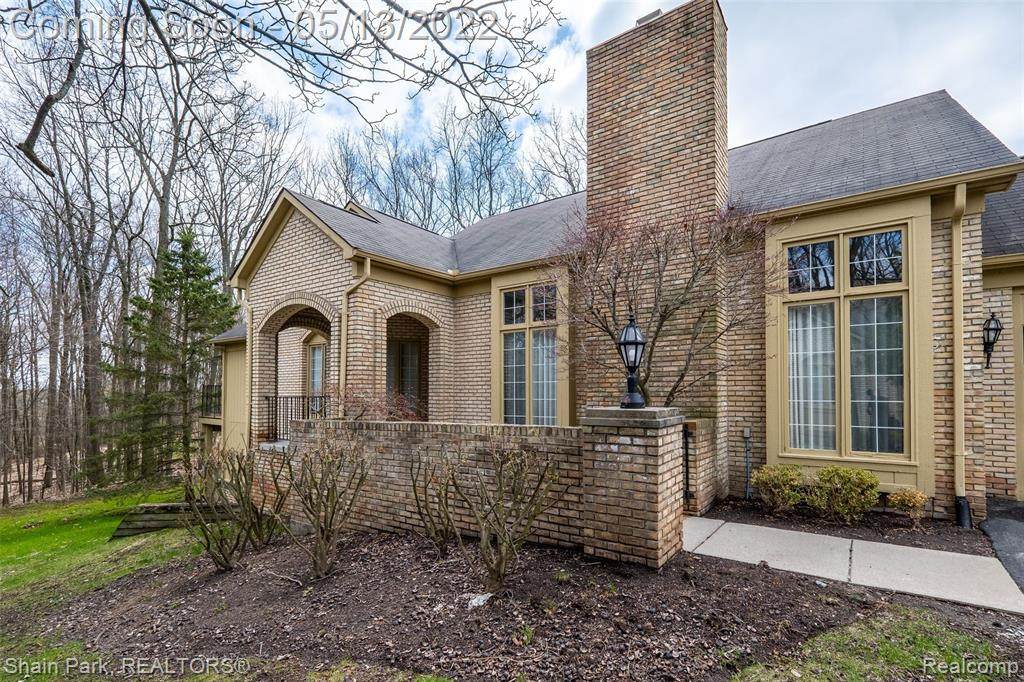 6207 Celeste - Photo 1