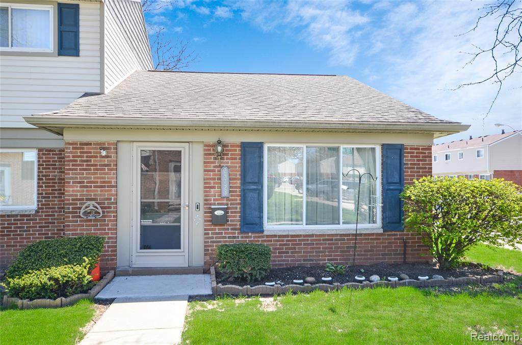 25721 Salem - Photo 1
