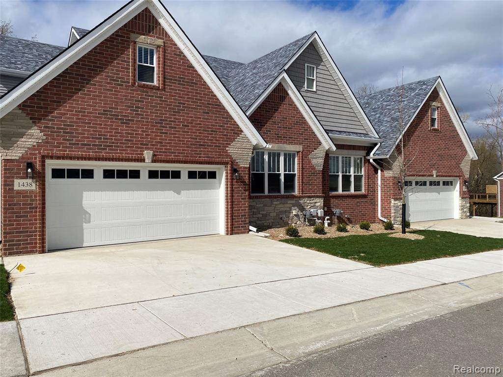 1332 Rochdale Pond - Photo 1