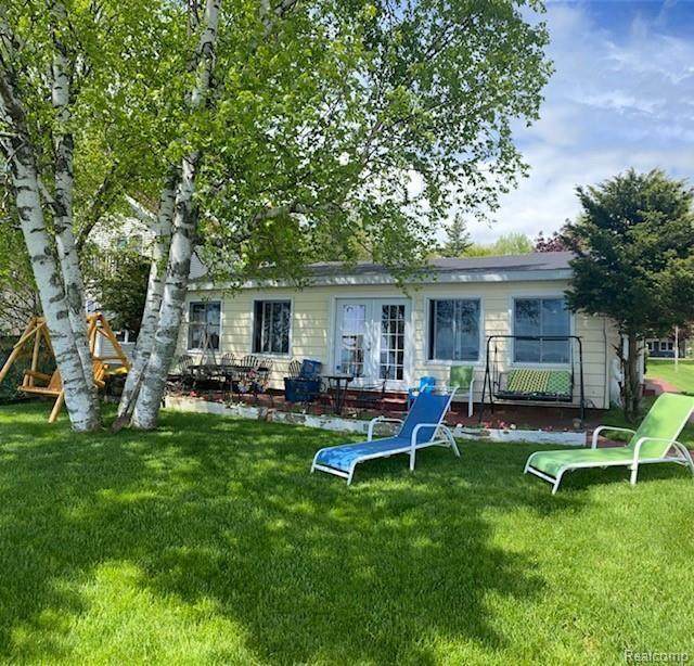 2519 Benson - Photo 1