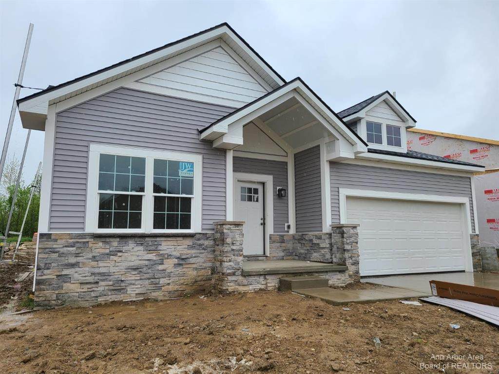 653 Bristol - Photo 1