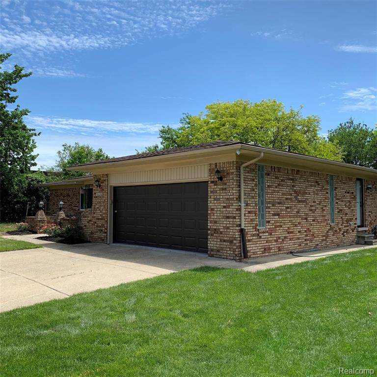 16634 Howard - Photo 1