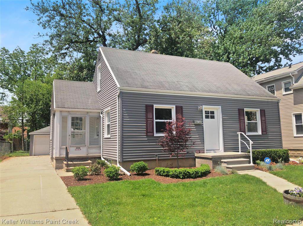 3259 Kenmore - Photo 1
