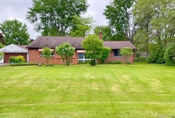 3920 Dill - Photo 1