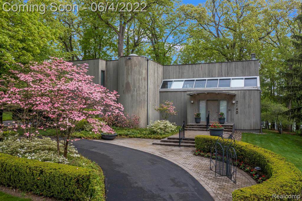 2140 Bloomfield Woods - Photo 1