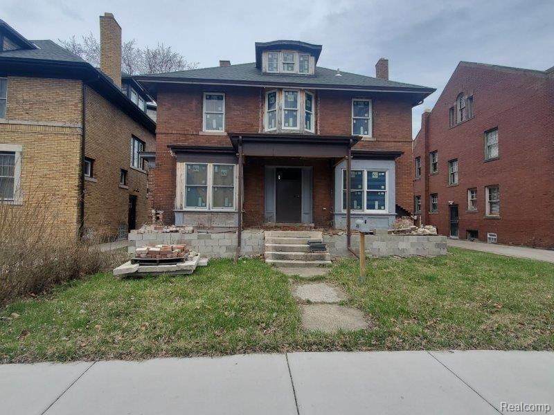 1450 Seyburn - Photo 1
