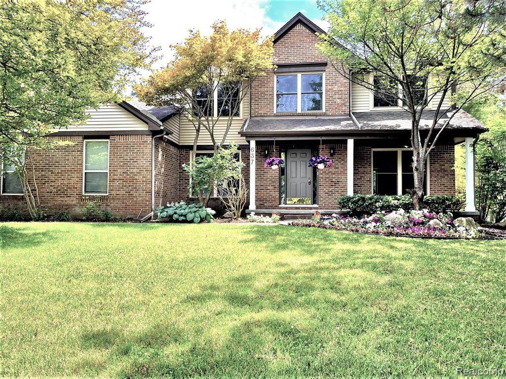 637 Dorchester Way - Photo 1