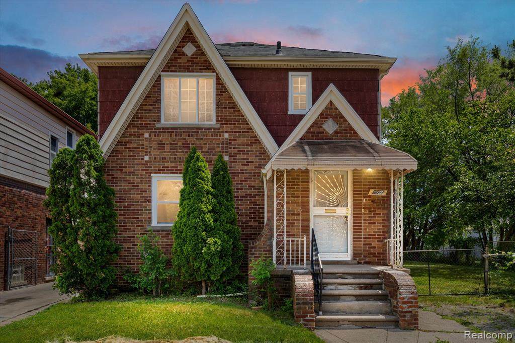 16132 Snowden - Photo 1