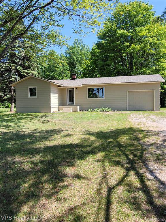 2270 Us 31 - Photo 1