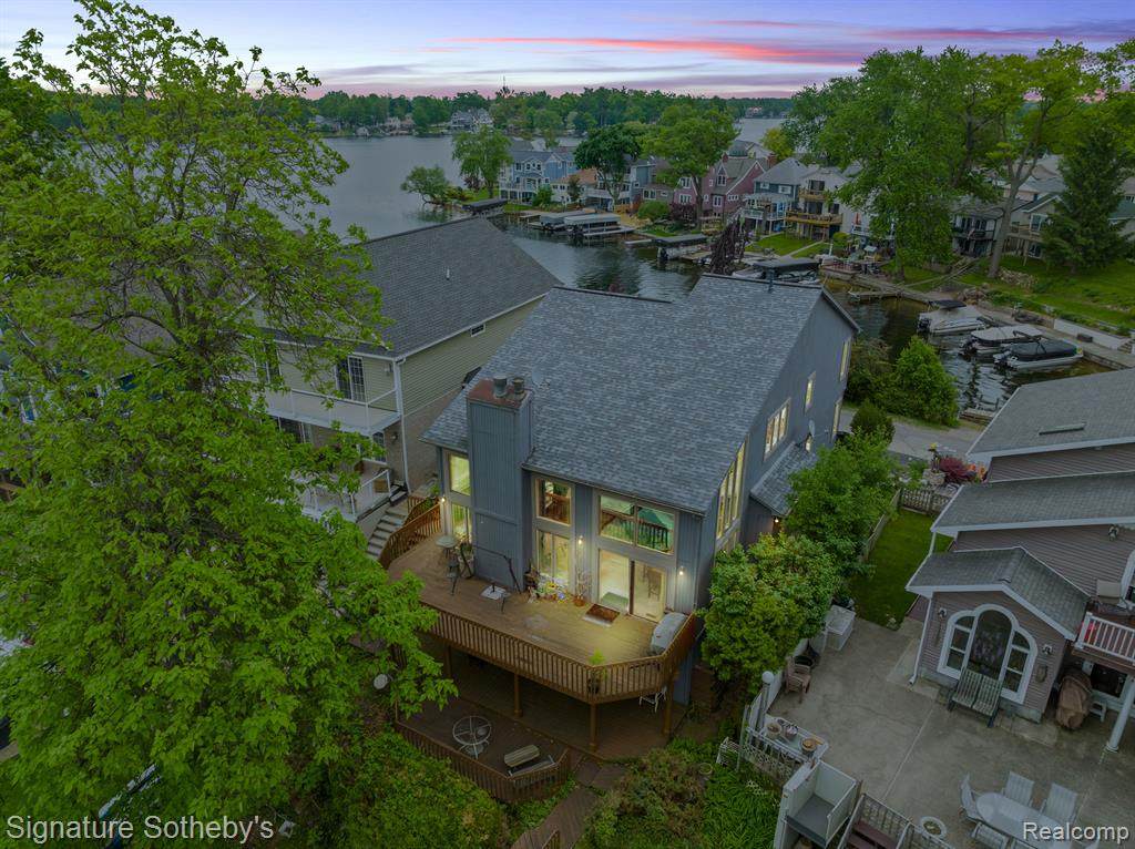 616 Longpointe Dr - Photo 1