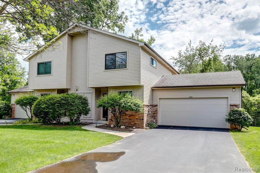 4907 Rivercrest Drive - Photo 1
