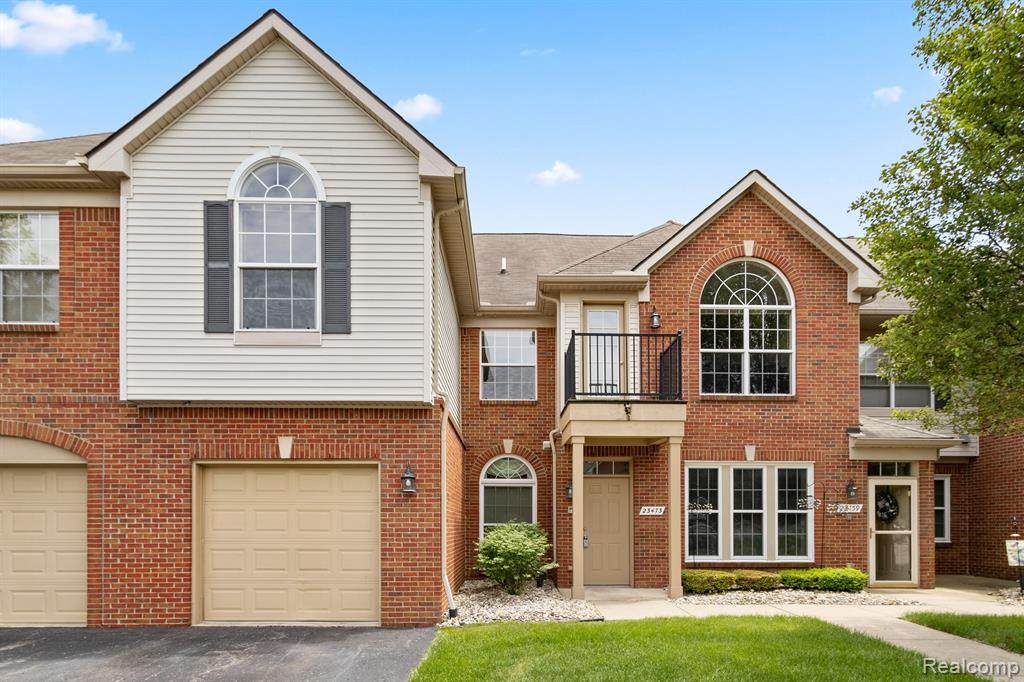 23473 Williamsburg Circle - Photo 1